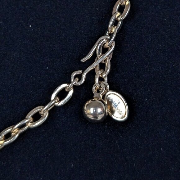 (2/$20) Vintage Avon 1970's Green & White Beaded Necklace - Picture 4 of 5